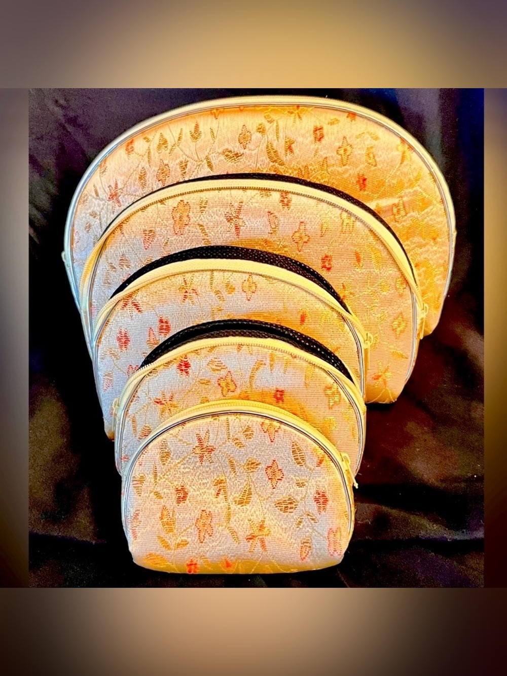 New VTG Silk Brocade Floral Cosmetic Bag Set 5 Nesting Makeup Travel Pouch Gold
